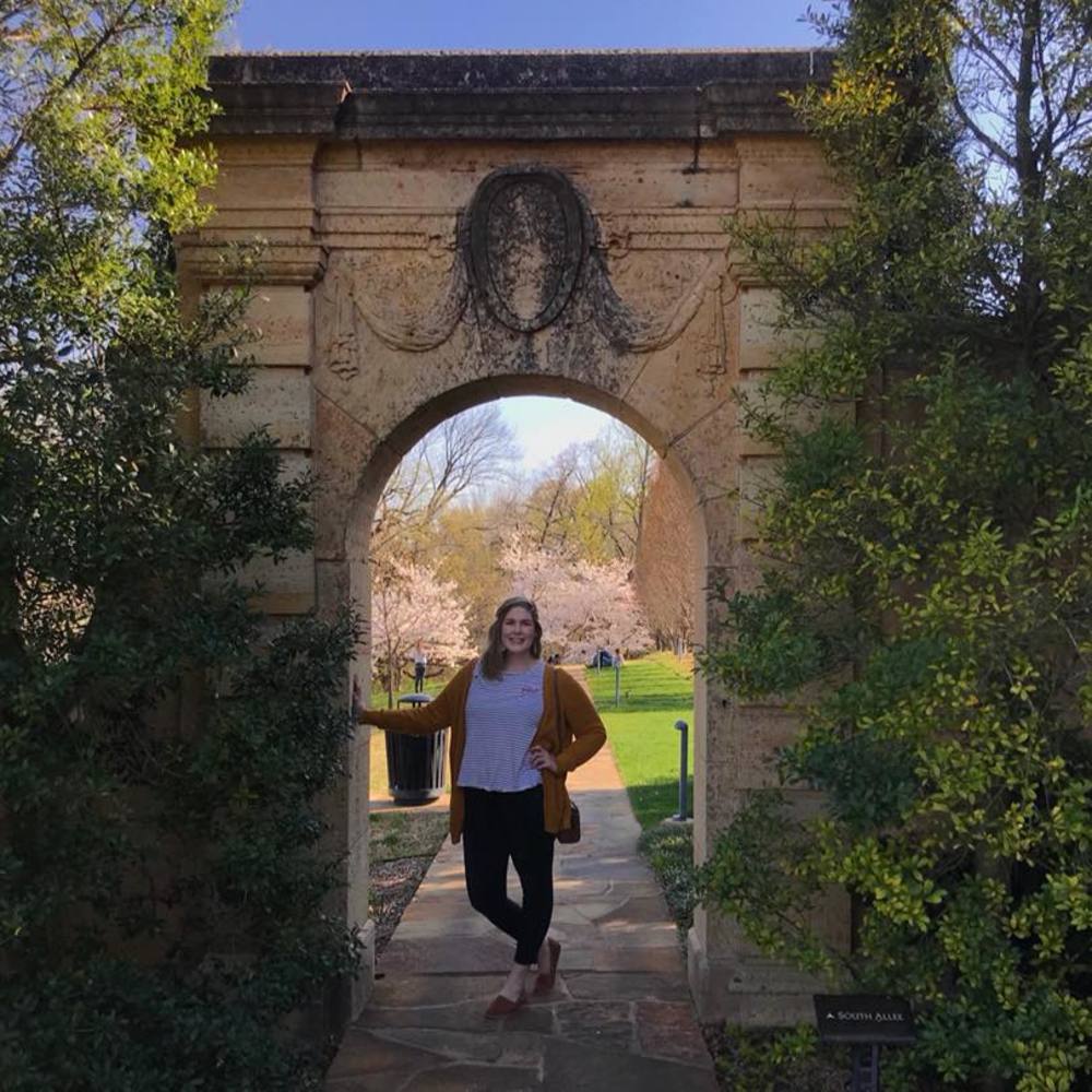 Meet your Posher, Lauren